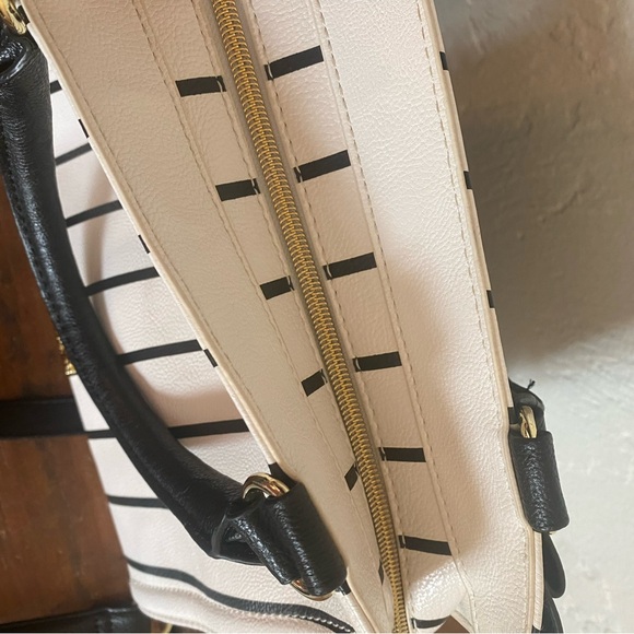 Betsy Johnson black and white striped Handbag with Bow and flower Accent - Picture 11 of 16